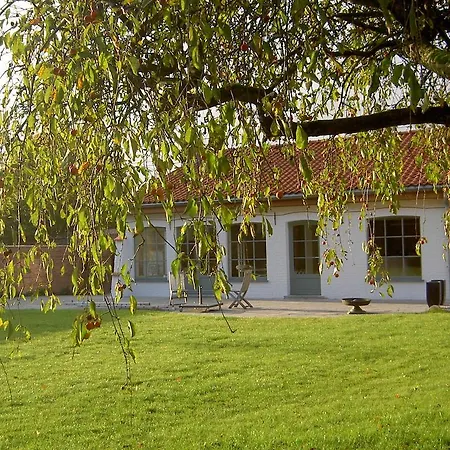 펜션 Le Clos Du Pommetier 투르네